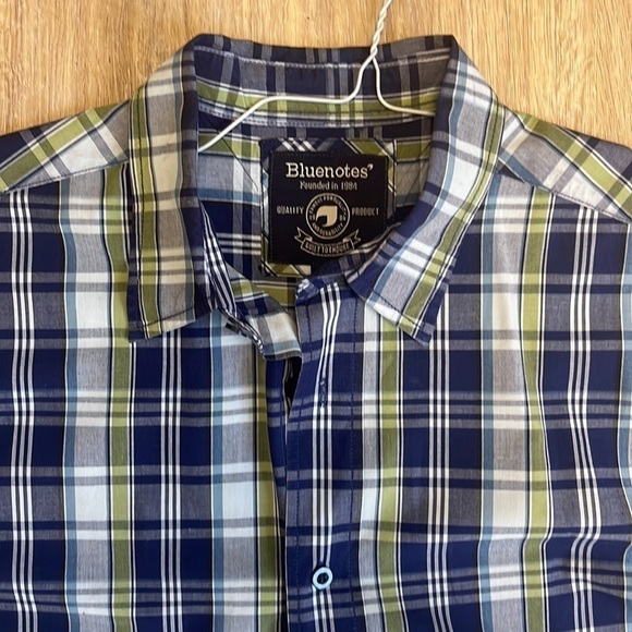 Men’s Bluenotes Green and Blue Plaid Collared Button Down Shirt.  Size Medium - Picture 2 of 12